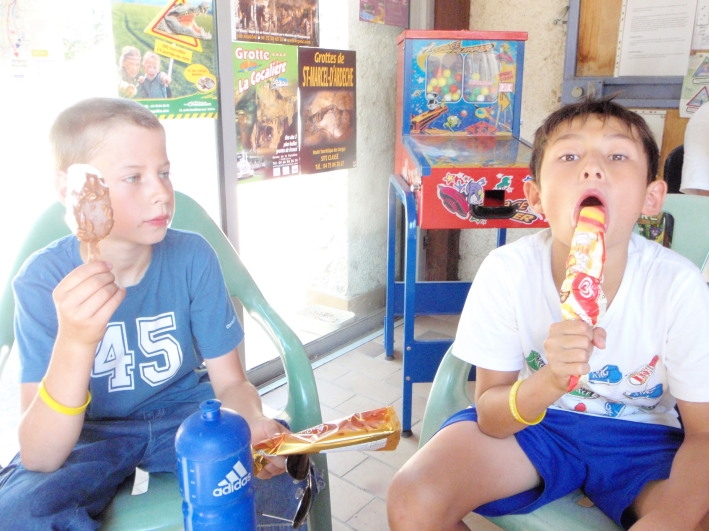 Village Camps International Summer Camp Ard&egrave;che, France 2019-07-26 https://www.villagecamps.com/journals_admin/images/252-8-July 8 06920110708.jpg